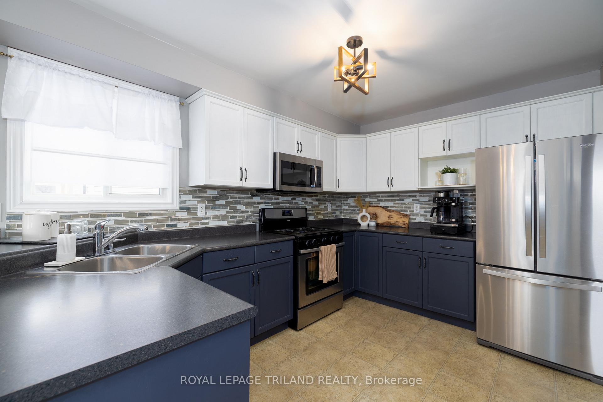 Photo 29 of 545 Highview Drive, St. Thomas — HOMEH