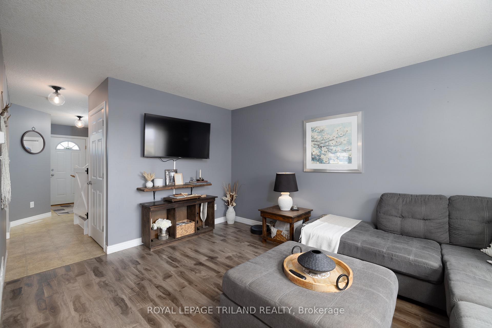 Photo 9 of 545 Highview Drive, St. Thomas — HOMEH