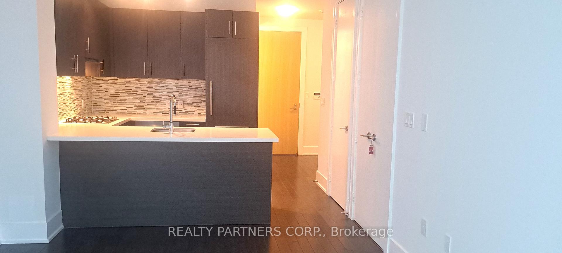 Photo 4 of Unit 426, 39 Queens Quay E, Toronto, Waterfront Communities — HOMEH