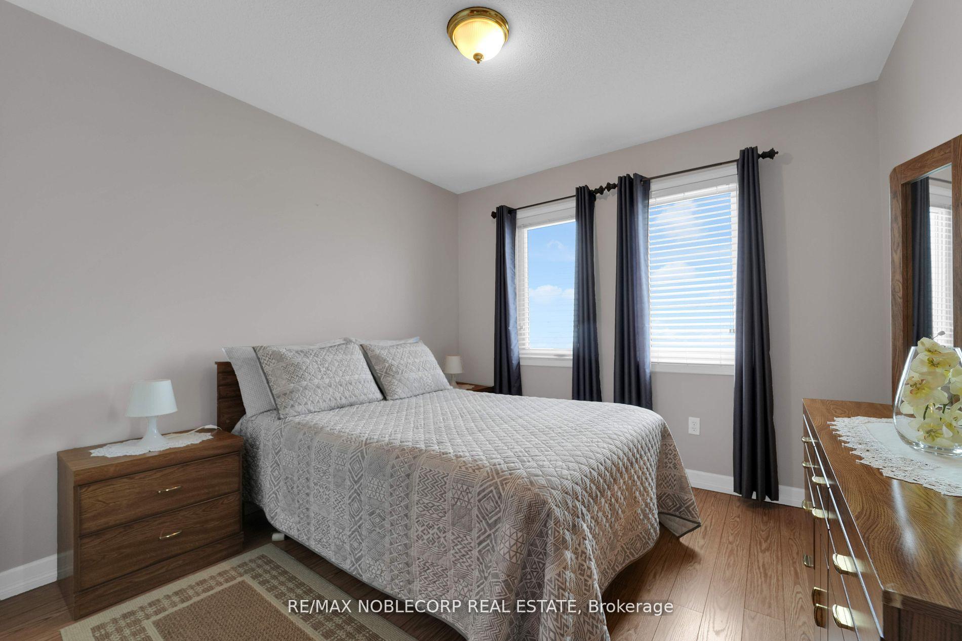 Photo 21 of 75 Red Maple Drive, Brampton, Brampton West — HOMEH