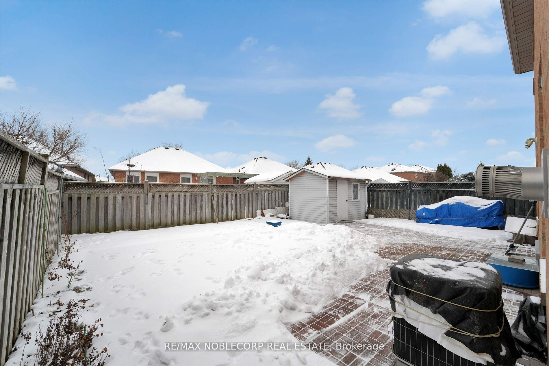 Photo 35 of 75 Red Maple Drive, Brampton, Brampton West — HOMEH
