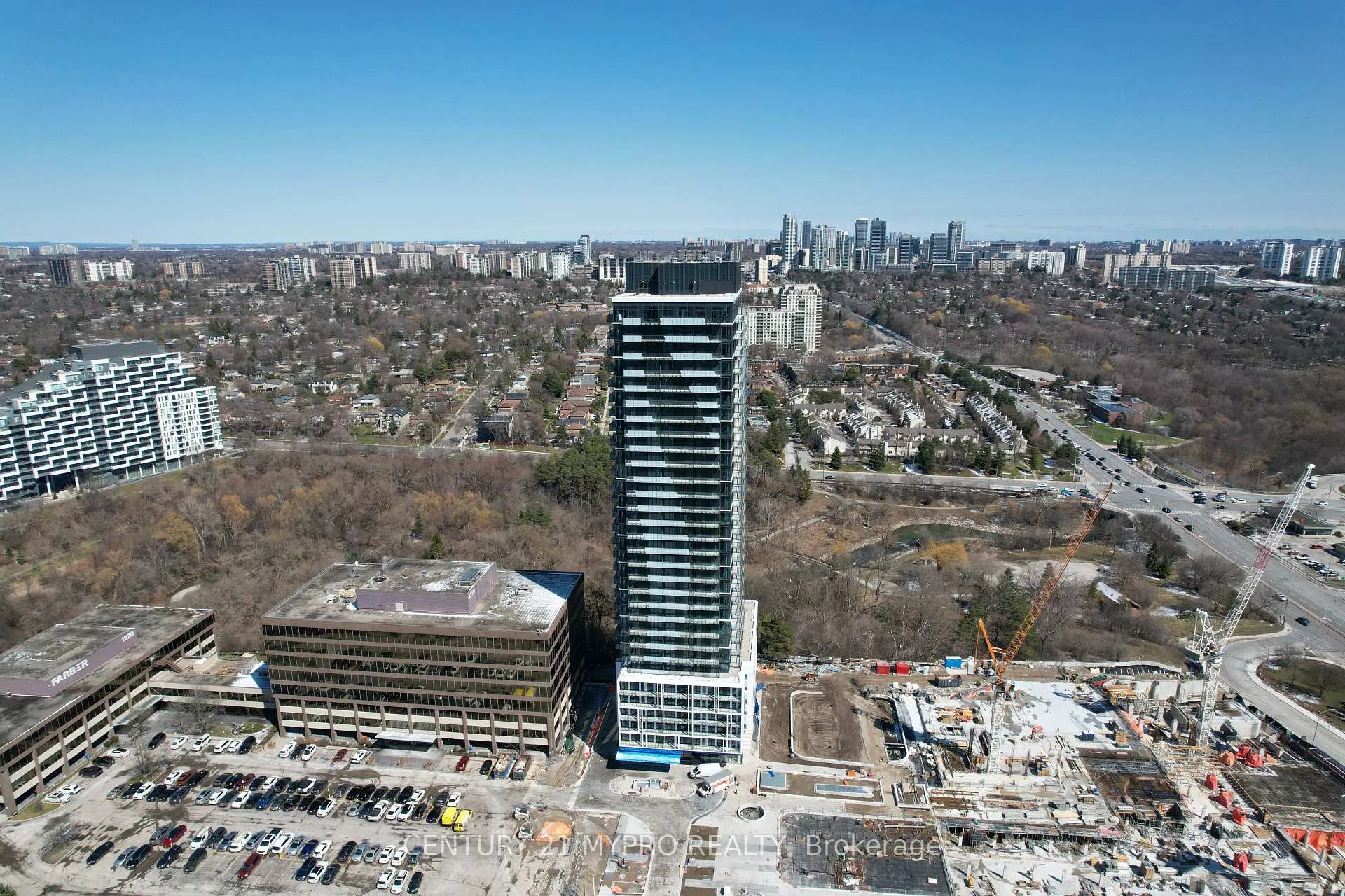 Front of Unit 2307, 29 Green Trail Court