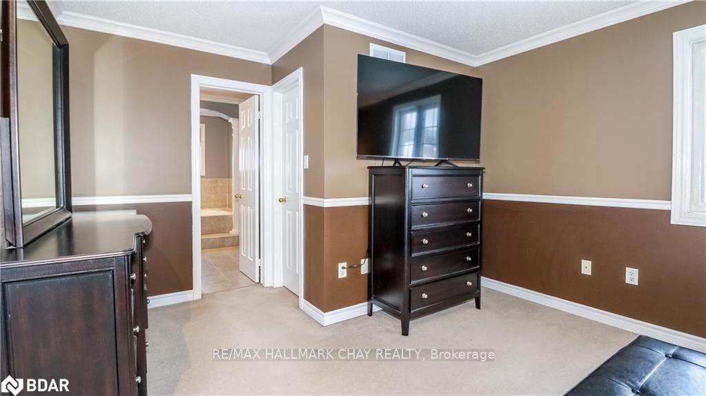 Photo 26 of 33 Pinecliff Crescent, Barrie, Ardagh — HOMEH