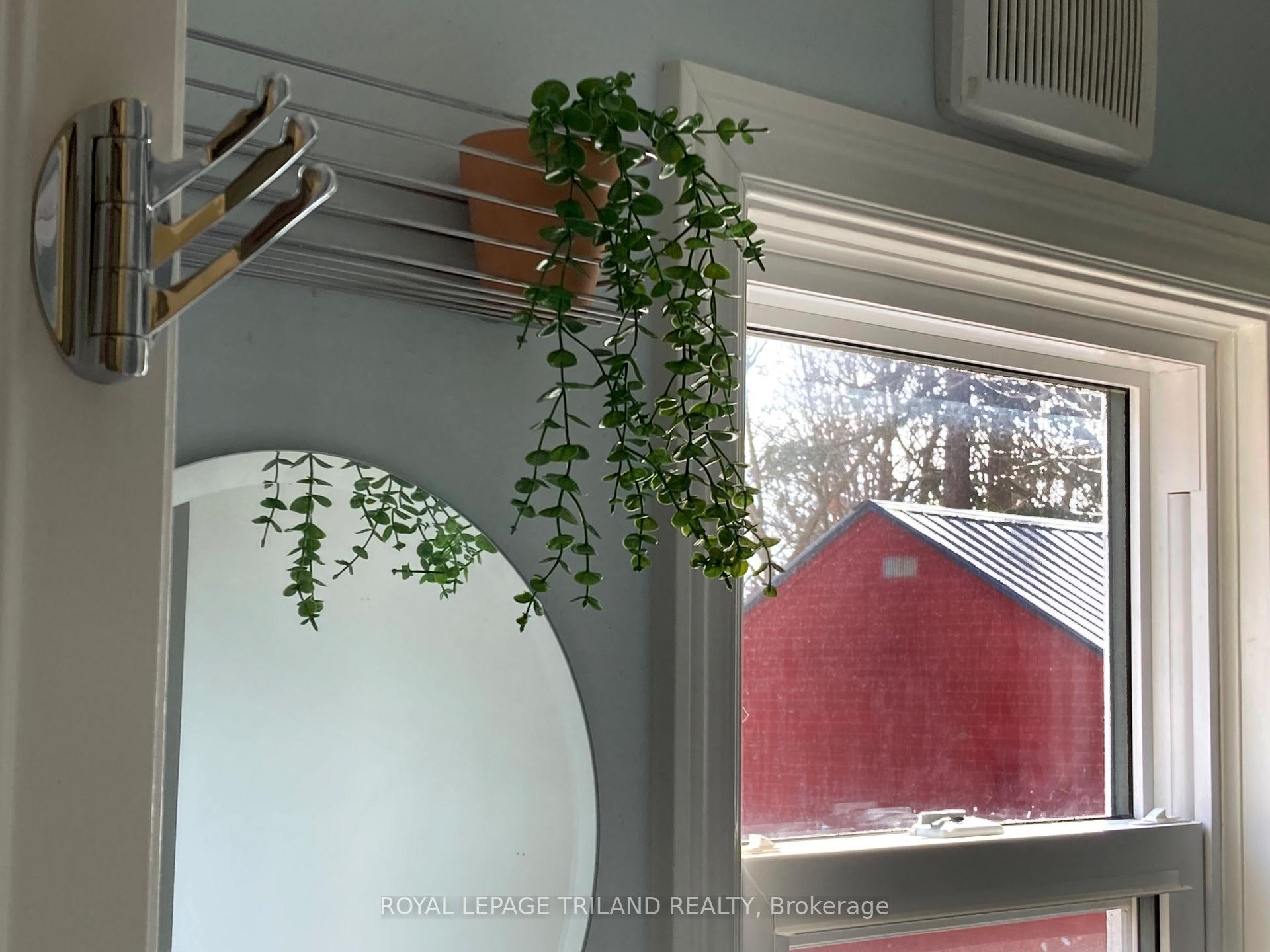 Photo 34 of 24 Gladstone Avenue, St. Thomas — HOMEH
