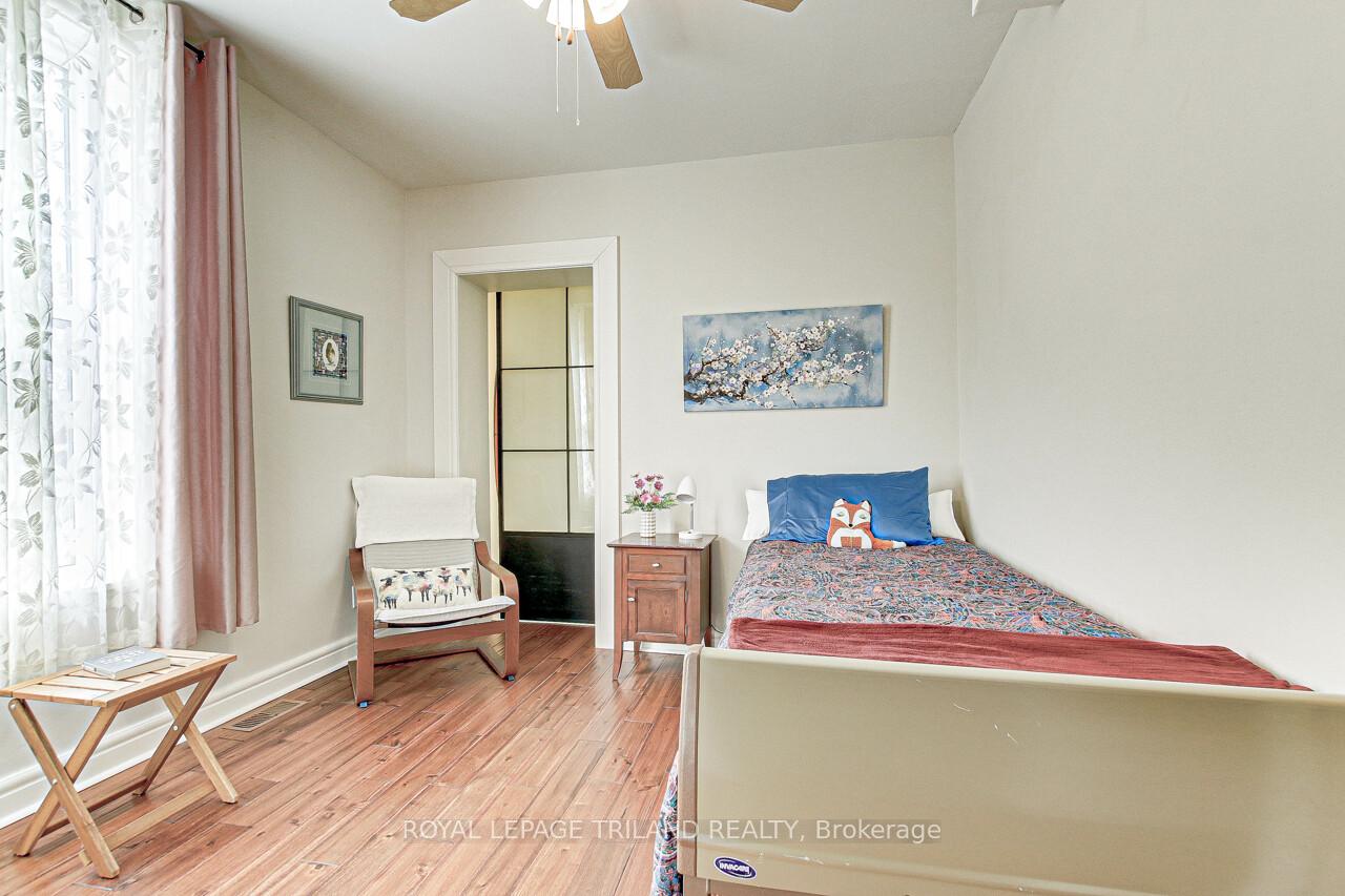 Photo 12 of 24 Gladstone Avenue, St. Thomas — HOMEH