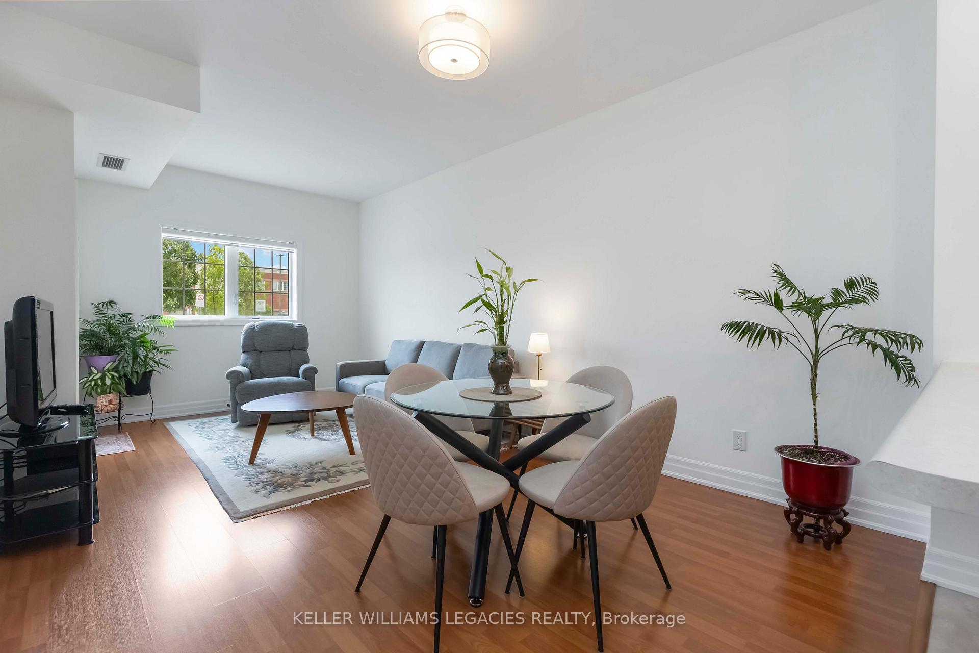 Photo 10 of Unit 111, 9431 Jane Street, Vaughan, Maple — HOMEH