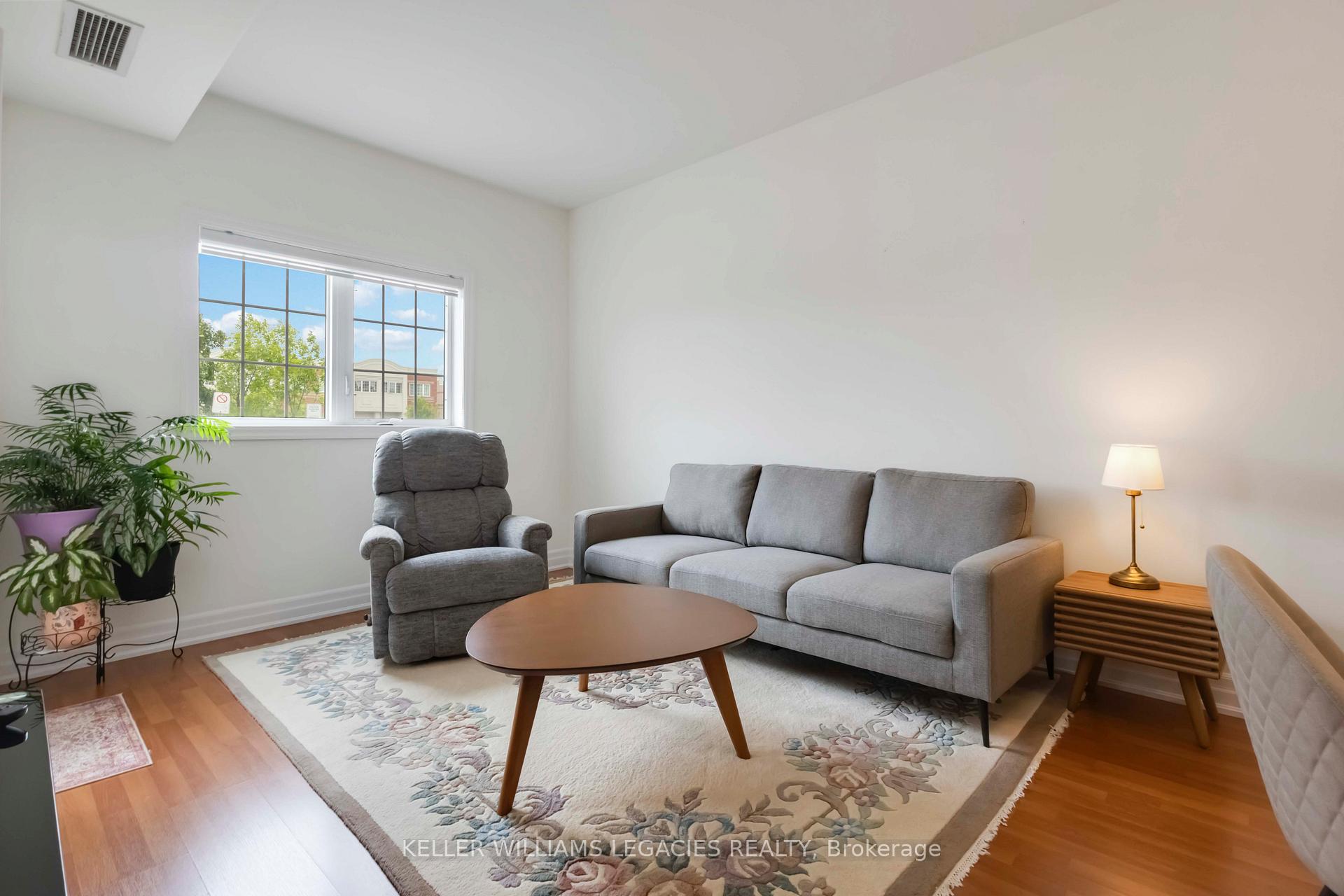 Photo 11 of Unit 111, 9431 Jane Street, Vaughan, Maple — HOMEH