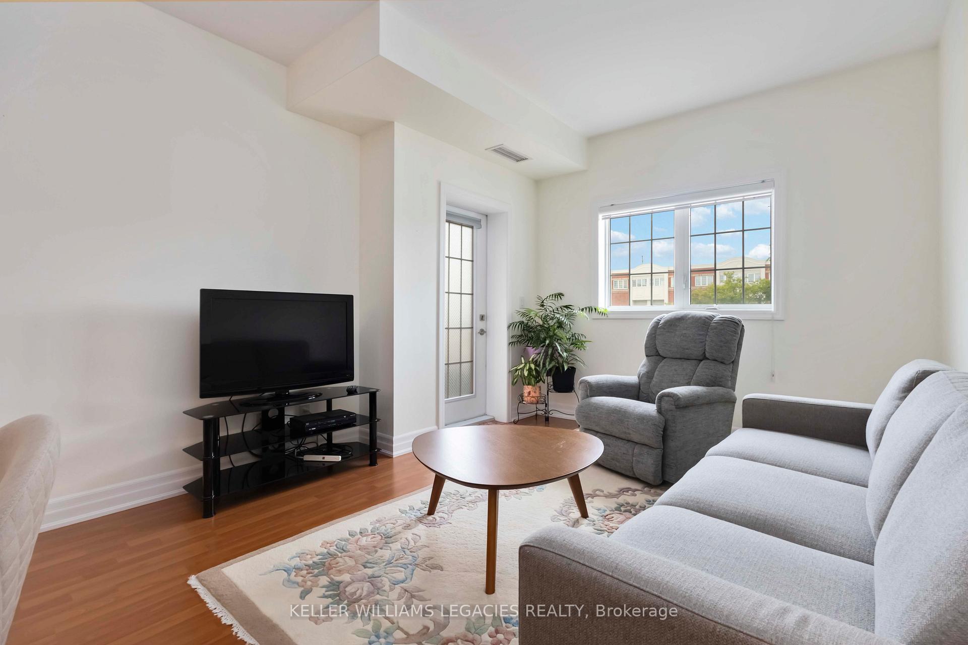 Photo 13 of Unit 111, 9431 Jane Street, Vaughan, Maple — HOMEH