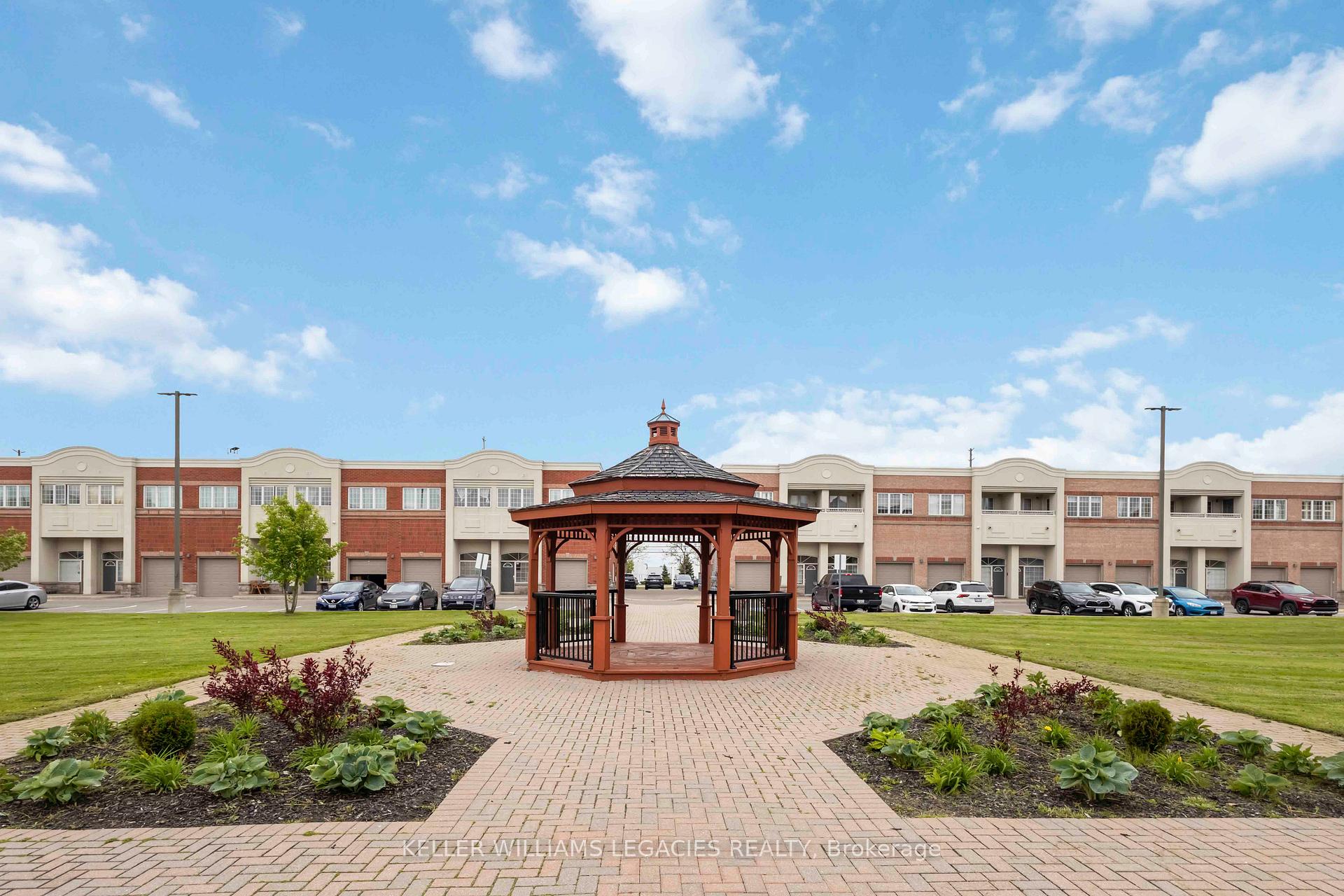 Photo 25 of Unit 111, 9431 Jane Street, Vaughan, Maple — HOMEH