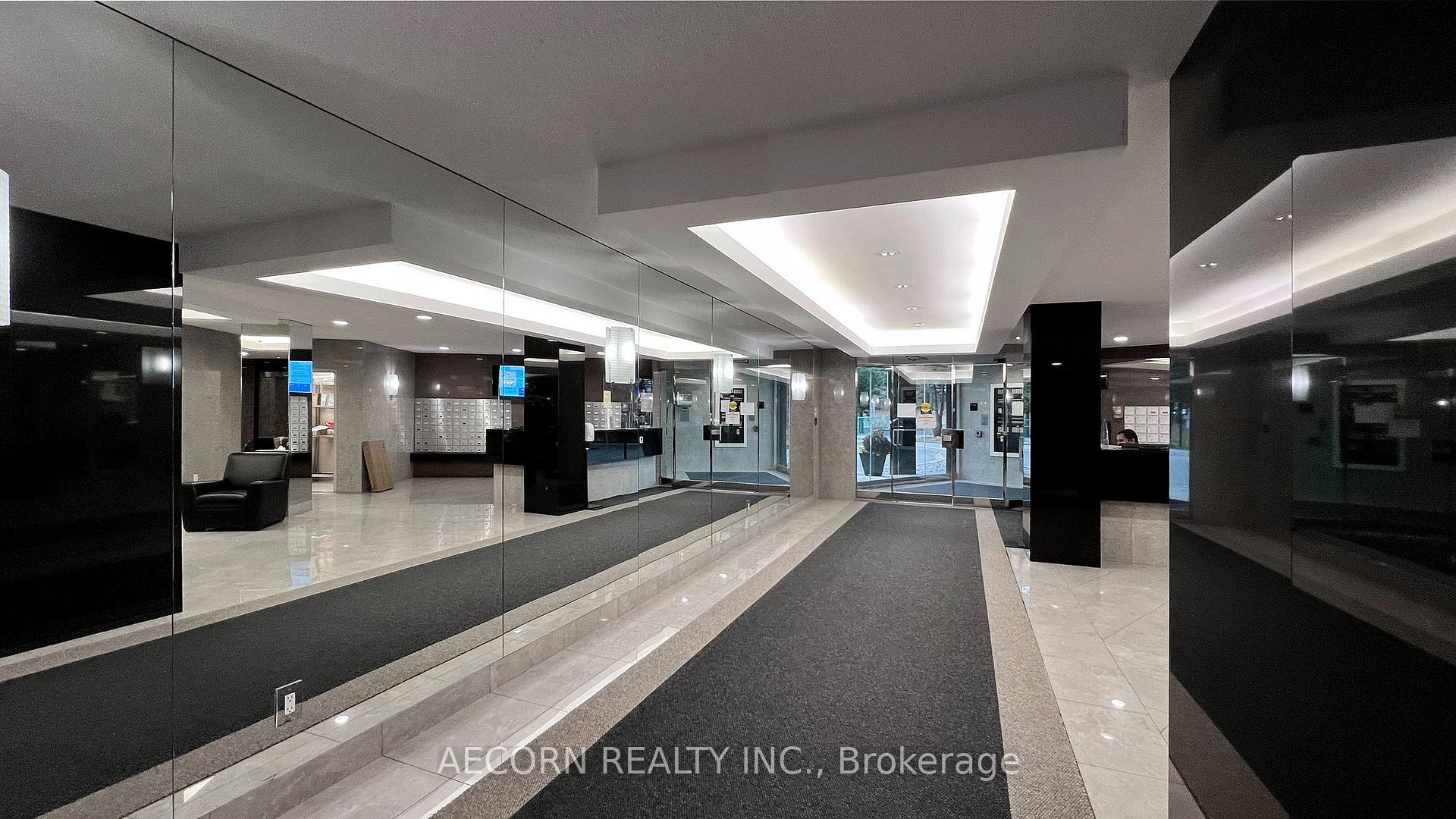 Photo 4 of Unit 1210, 7250 Yonge Street, Vaughan, Crestwood-Springfarm-Yorkhill — HOMEH