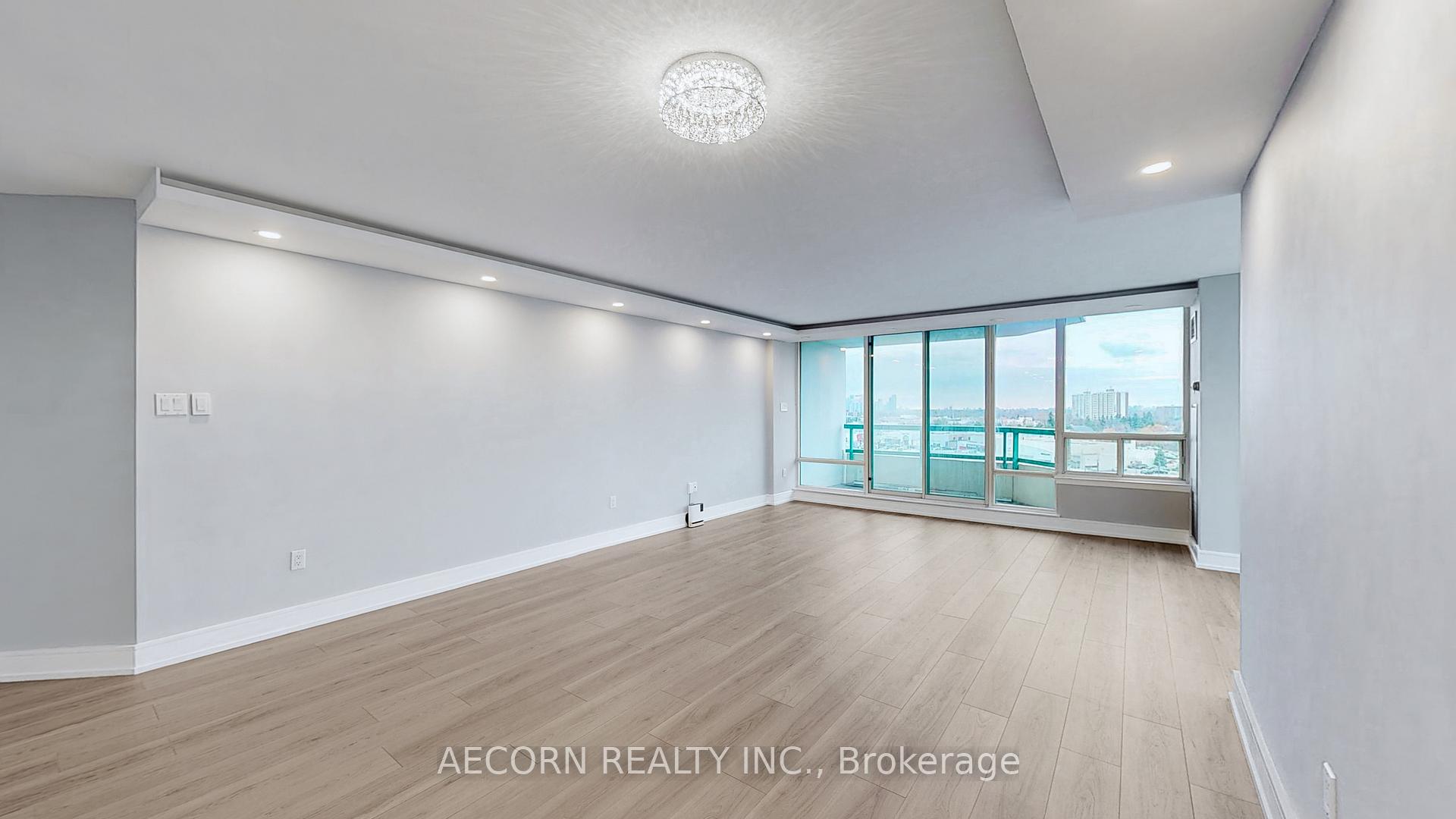 Photo 10 of Unit 1210, 7250 Yonge Street, Vaughan, Crestwood-Springfarm-Yorkhill — HOMEH