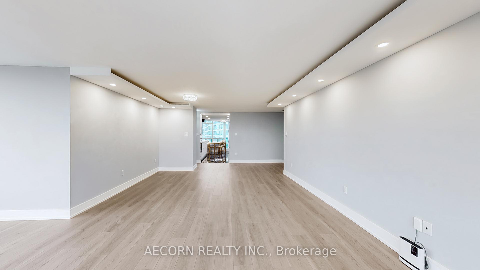Photo 11 of Unit 1210, 7250 Yonge Street, Vaughan, Crestwood-Springfarm-Yorkhill — HOMEH