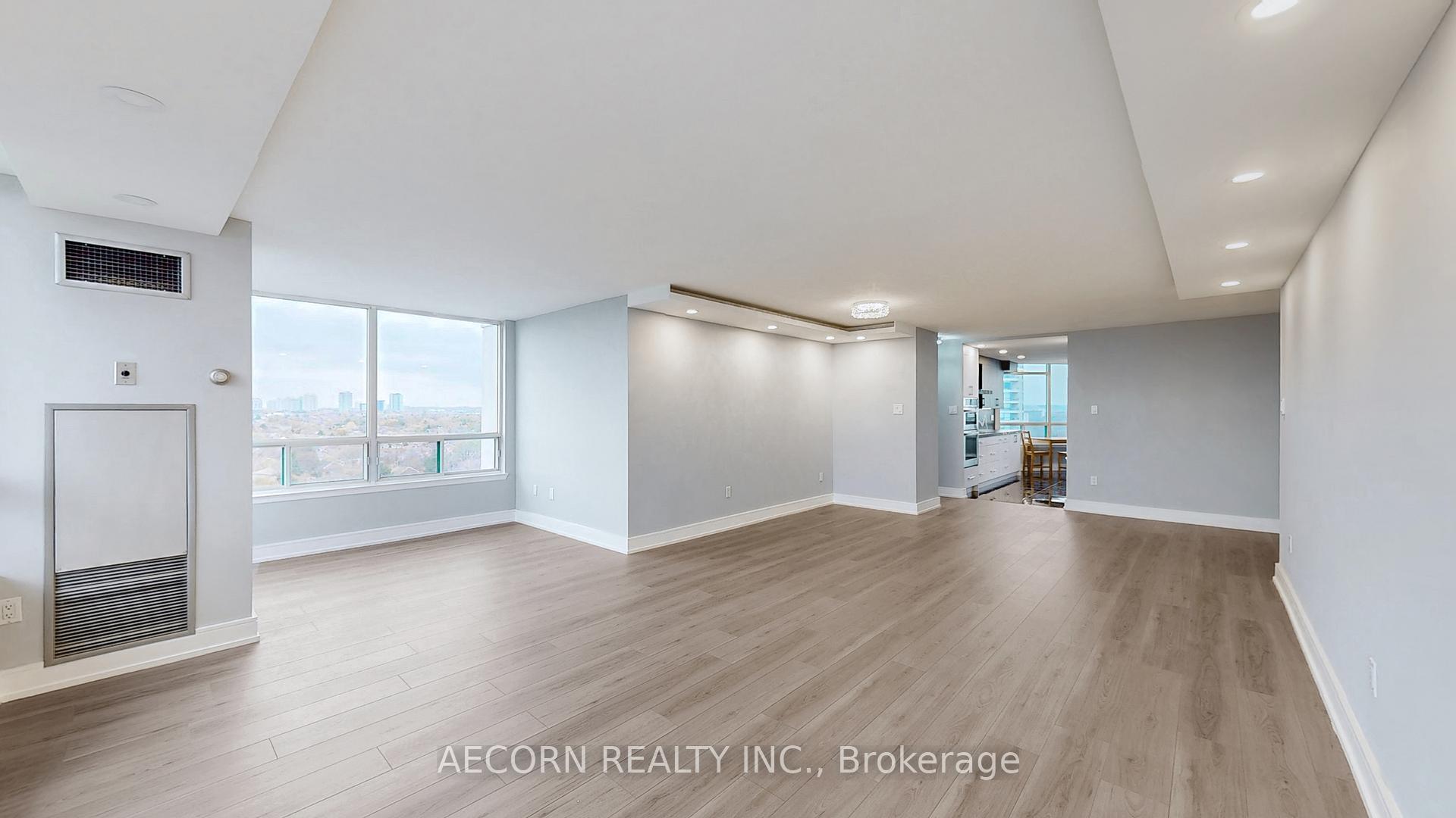 Photo 14 of Unit 1210, 7250 Yonge Street, Vaughan, Crestwood-Springfarm-Yorkhill — HOMEH