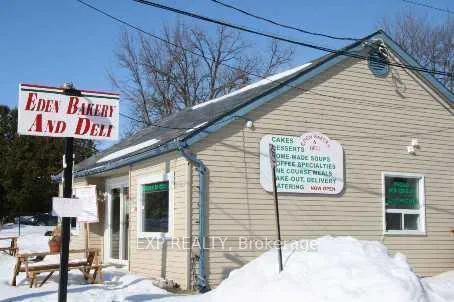 Photo 9 of 51 Lake Drive, Georgina, Historic Lakeshore Communities — HOMEH