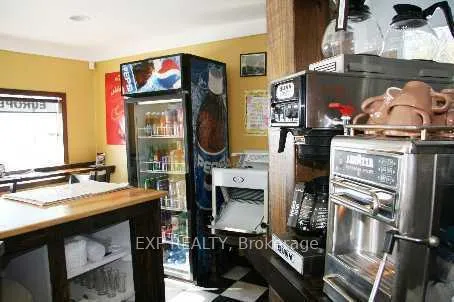 Photo 16 of 51 Lake Drive, Georgina, Historic Lakeshore Communities — HOMEH