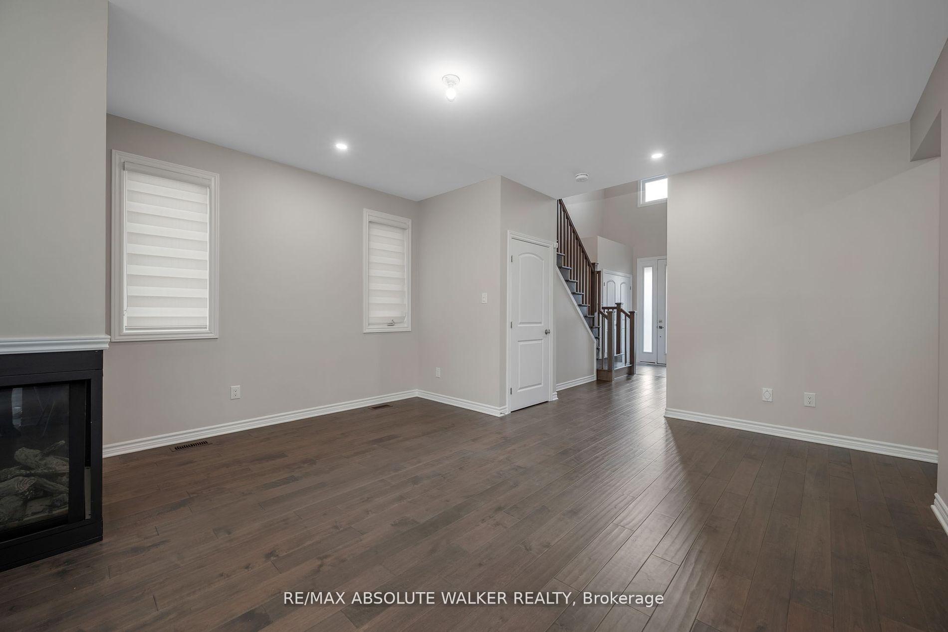 Photo 4 of 75 Dun Skipper Drive, Ottawa, Blossom Park/Kemp Park/Findlay Creek — HOMEH