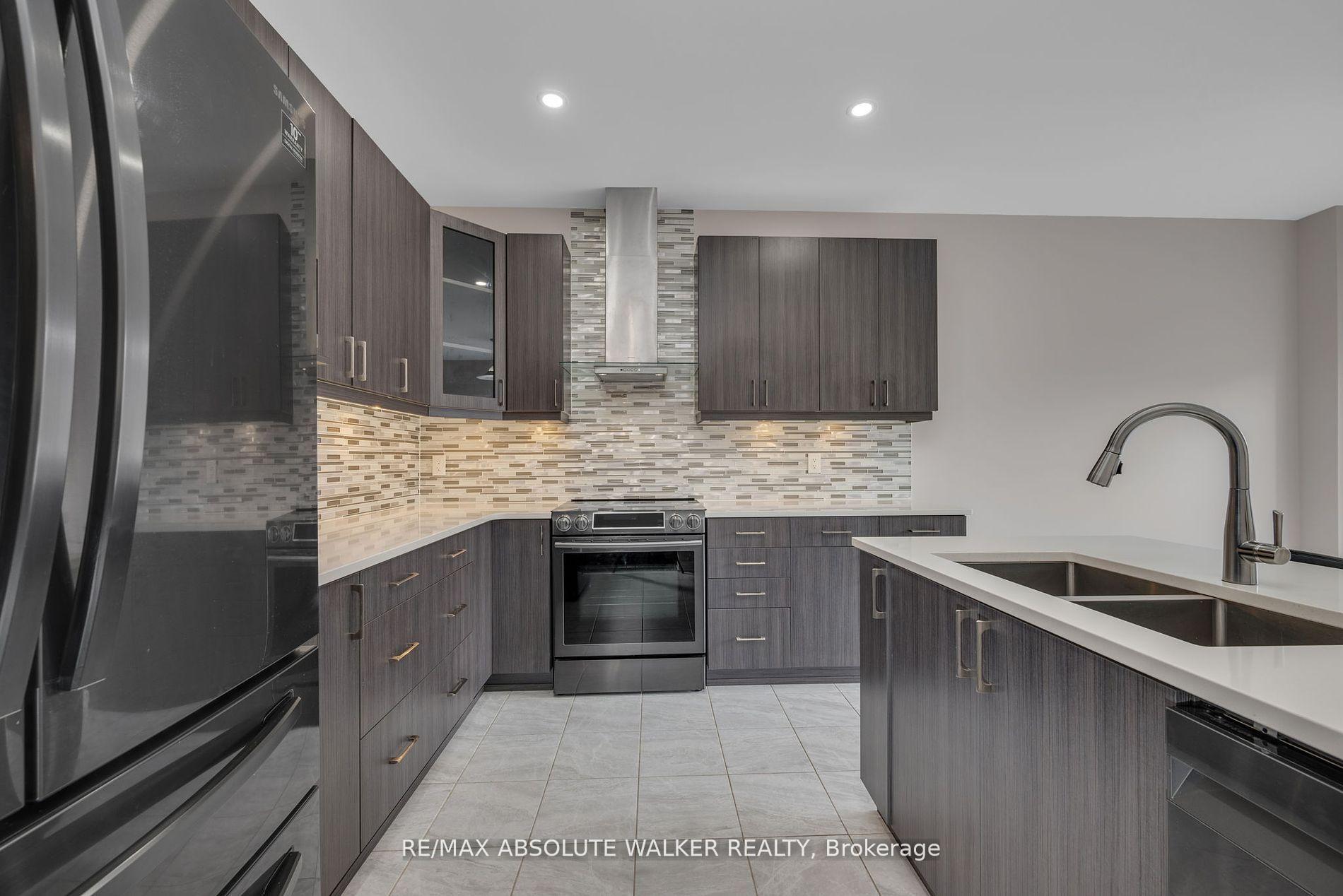 Photo 13 of 75 Dun Skipper Drive, Ottawa, Blossom Park/Kemp Park/Findlay Creek — HOMEH