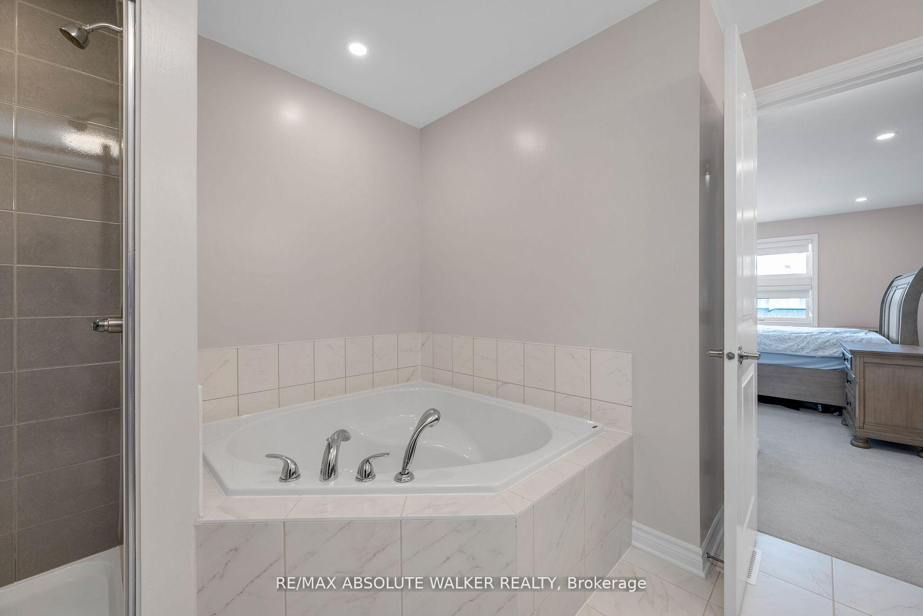 Photo 20 of 75 Dun Skipper Drive, Ottawa, Blossom Park/Kemp Park/Findlay Creek — HOMEH