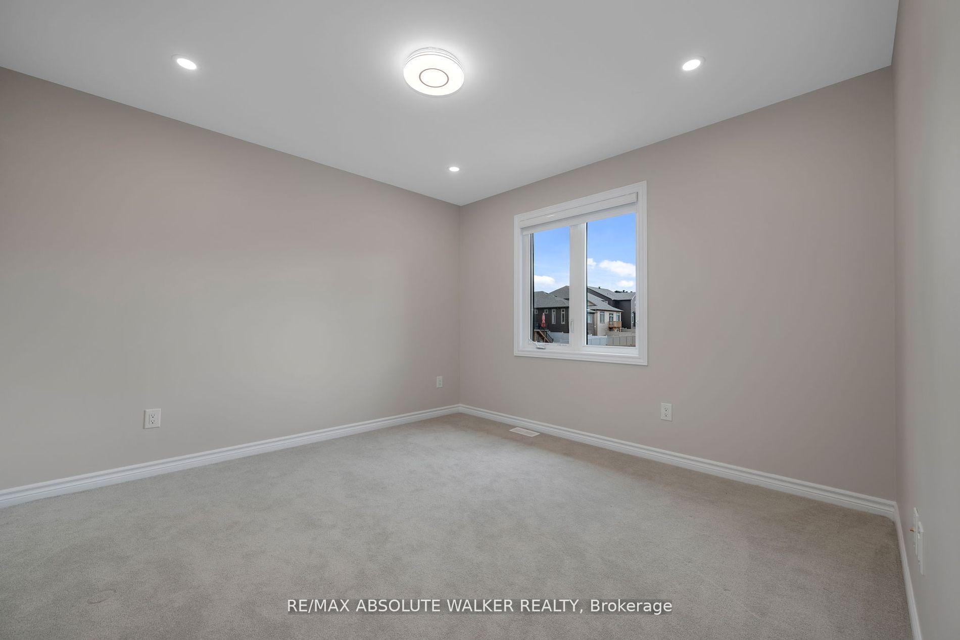 Photo 22 of 75 Dun Skipper Drive, Ottawa, Blossom Park/Kemp Park/Findlay Creek — HOMEH