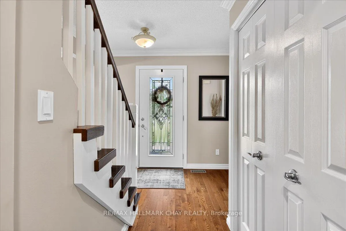 Photo 19 of 35 Howard Drive, Oro-Medonte, Rural Oro-Medonte — HOMEH