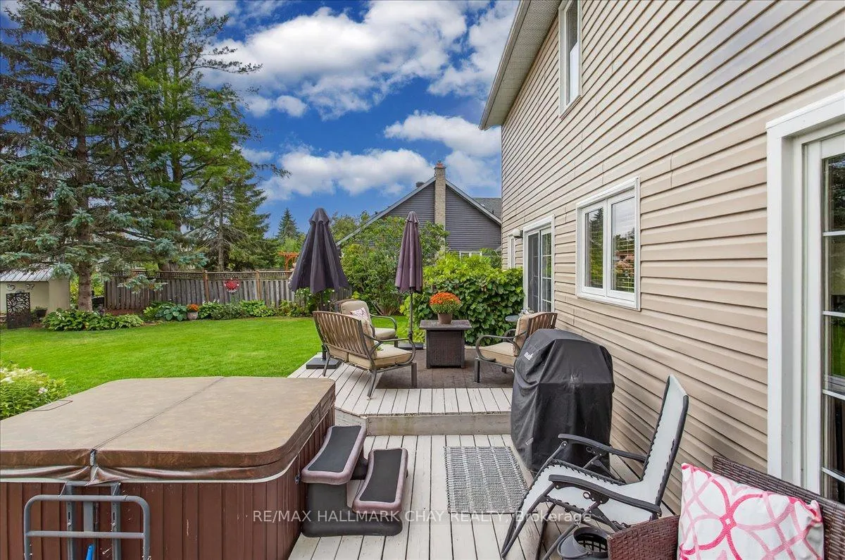 Photo 49 of 35 Howard Drive, Oro-Medonte, Rural Oro-Medonte — HOMEH