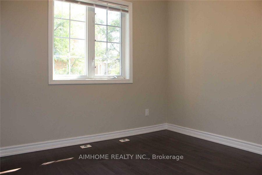 Photo 11 of Unit 7, 3 Alpen Way, Markham, Unionville — HOMEH