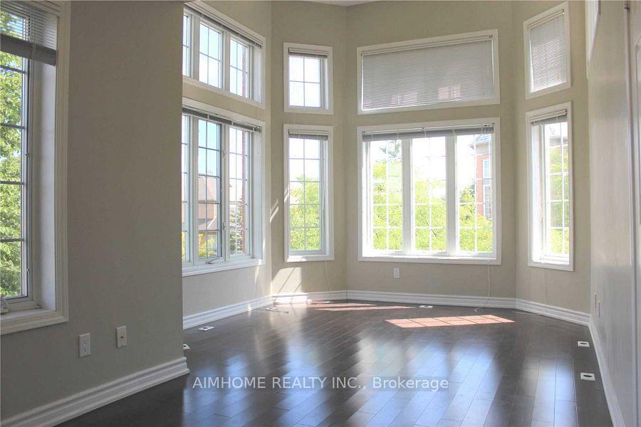 Photo 16 of Unit 7, 3 Alpen Way, Markham, Unionville — HOMEH