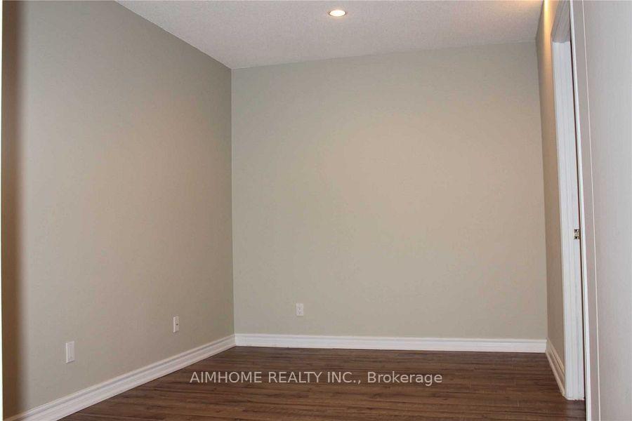 Photo 18 of Unit 7, 3 Alpen Way, Markham, Unionville — HOMEH