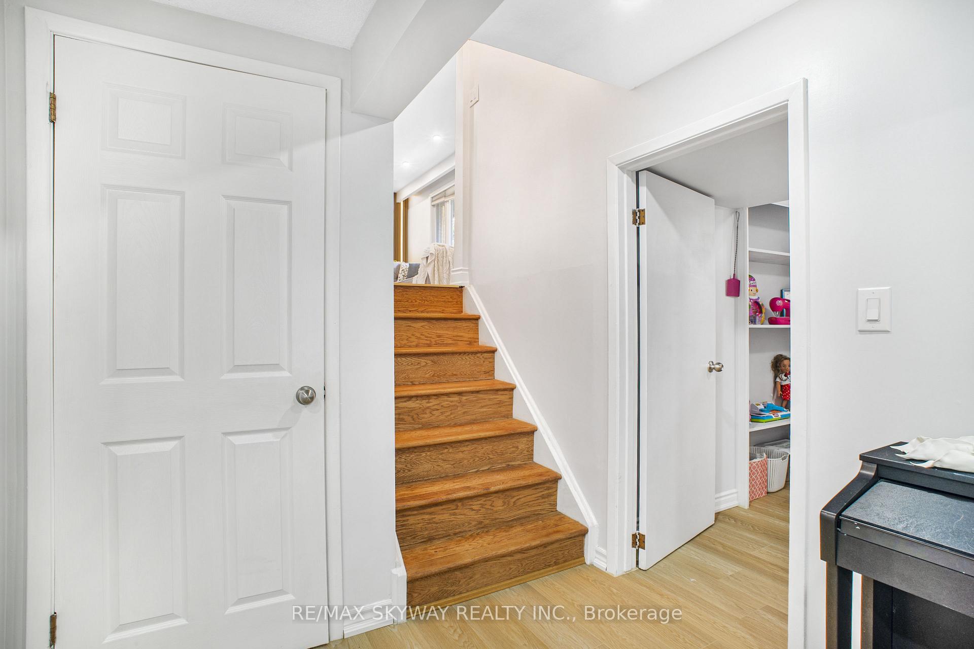 Photo 21 of 47 Erin Heights Drive, Erin — HOMEH