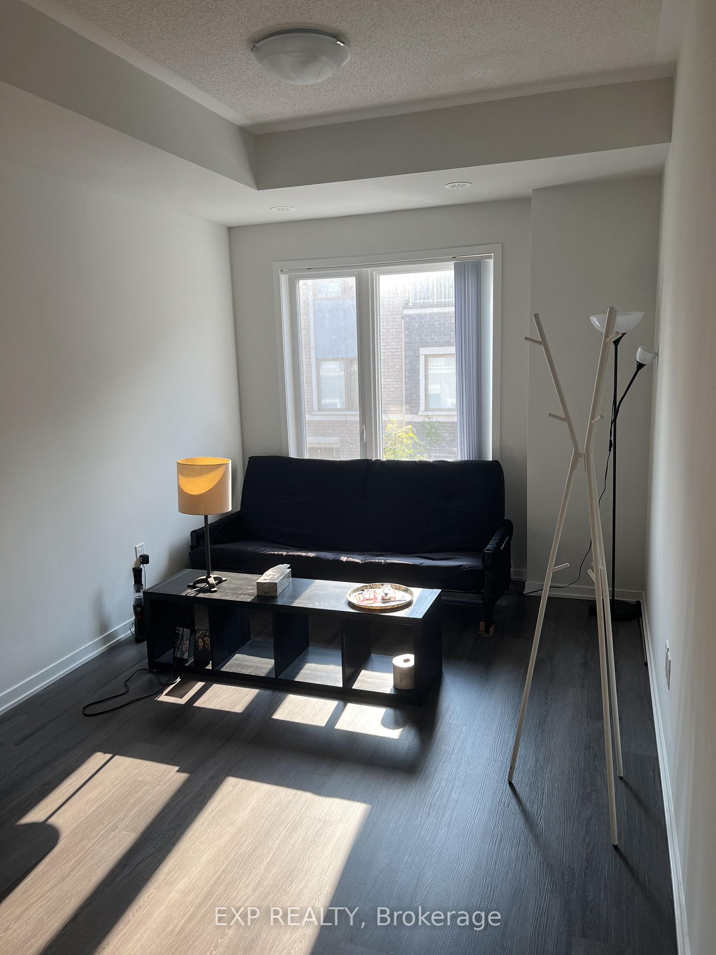 Photo 3 of Unit 239, 121 Honeycrisp Cres, Vaughan, Concord — HOMEH