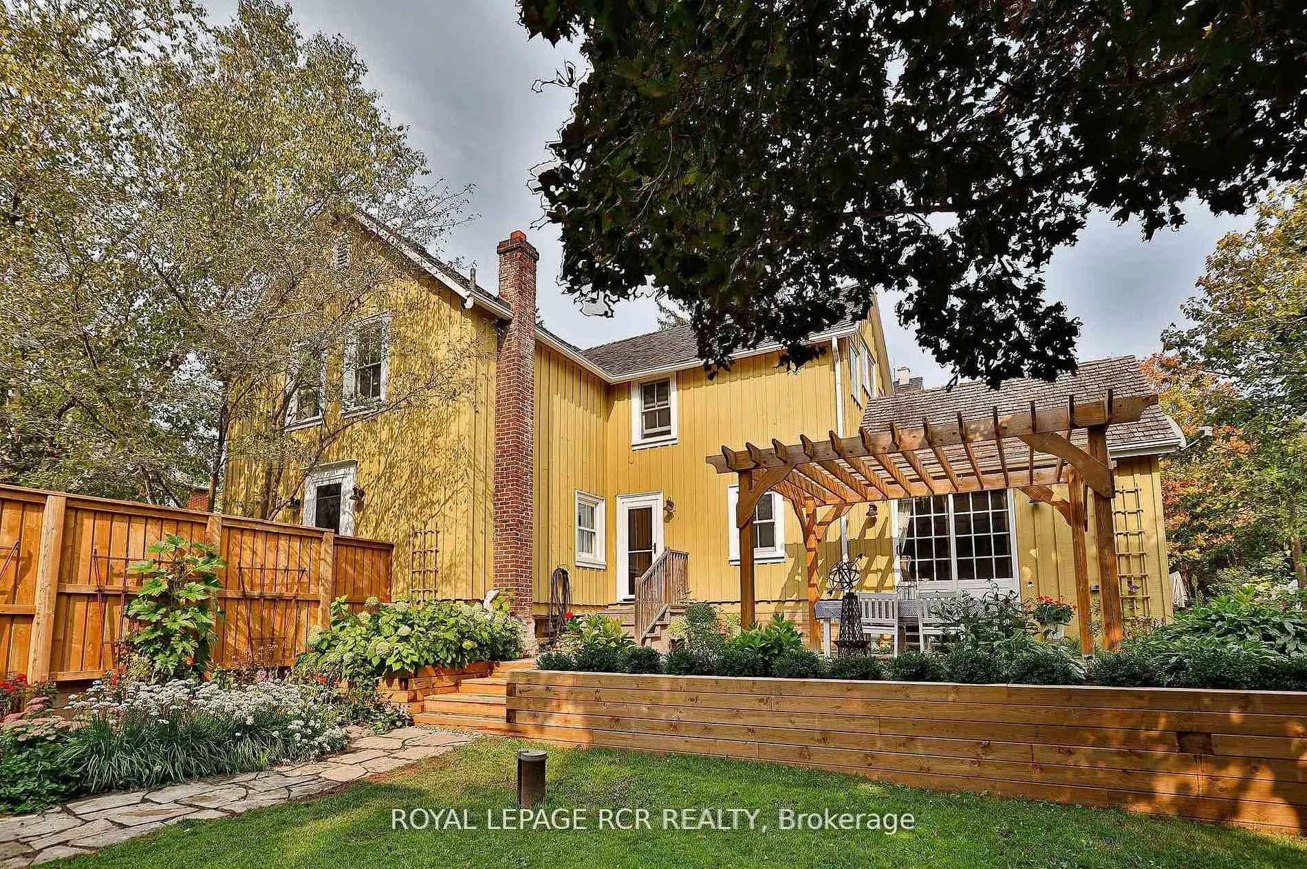 Photo 4 of 435 Kettleby Road, King, Rural King — HOMEH