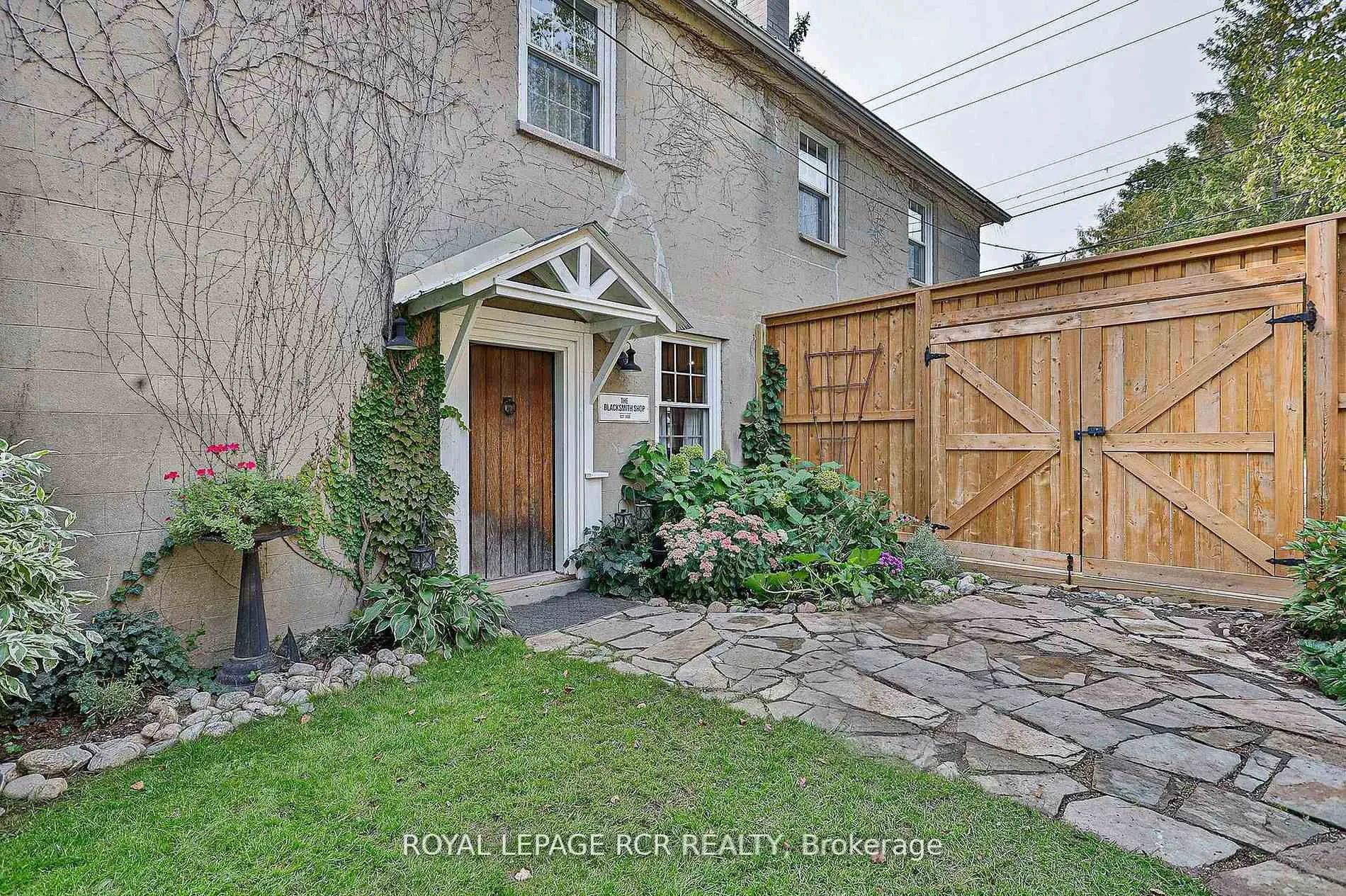 Photo 5 of 435 Kettleby Road, King, Rural King — HOMEH