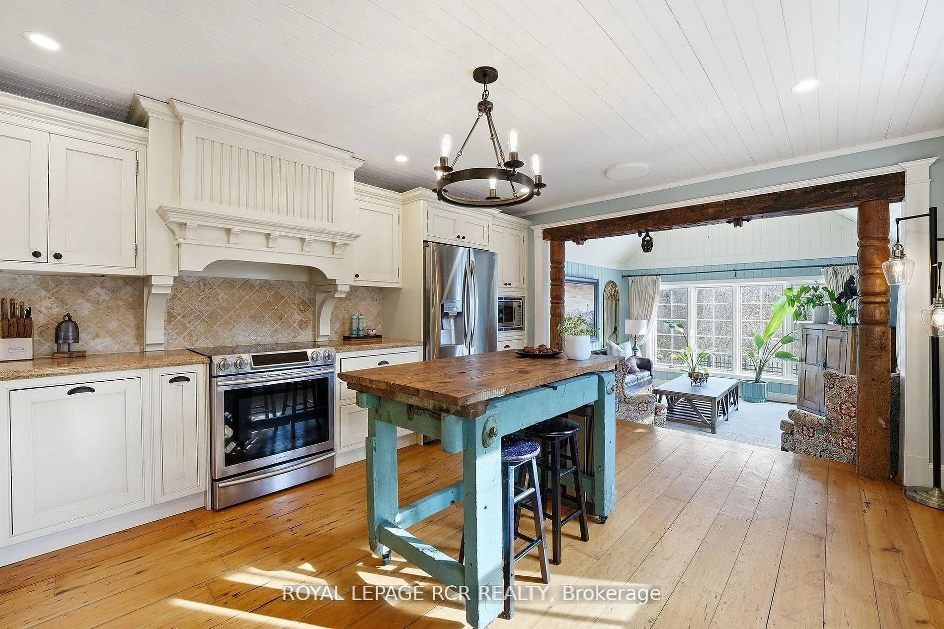 Photo 6 of 435 Kettleby Road, King, Rural King — HOMEH