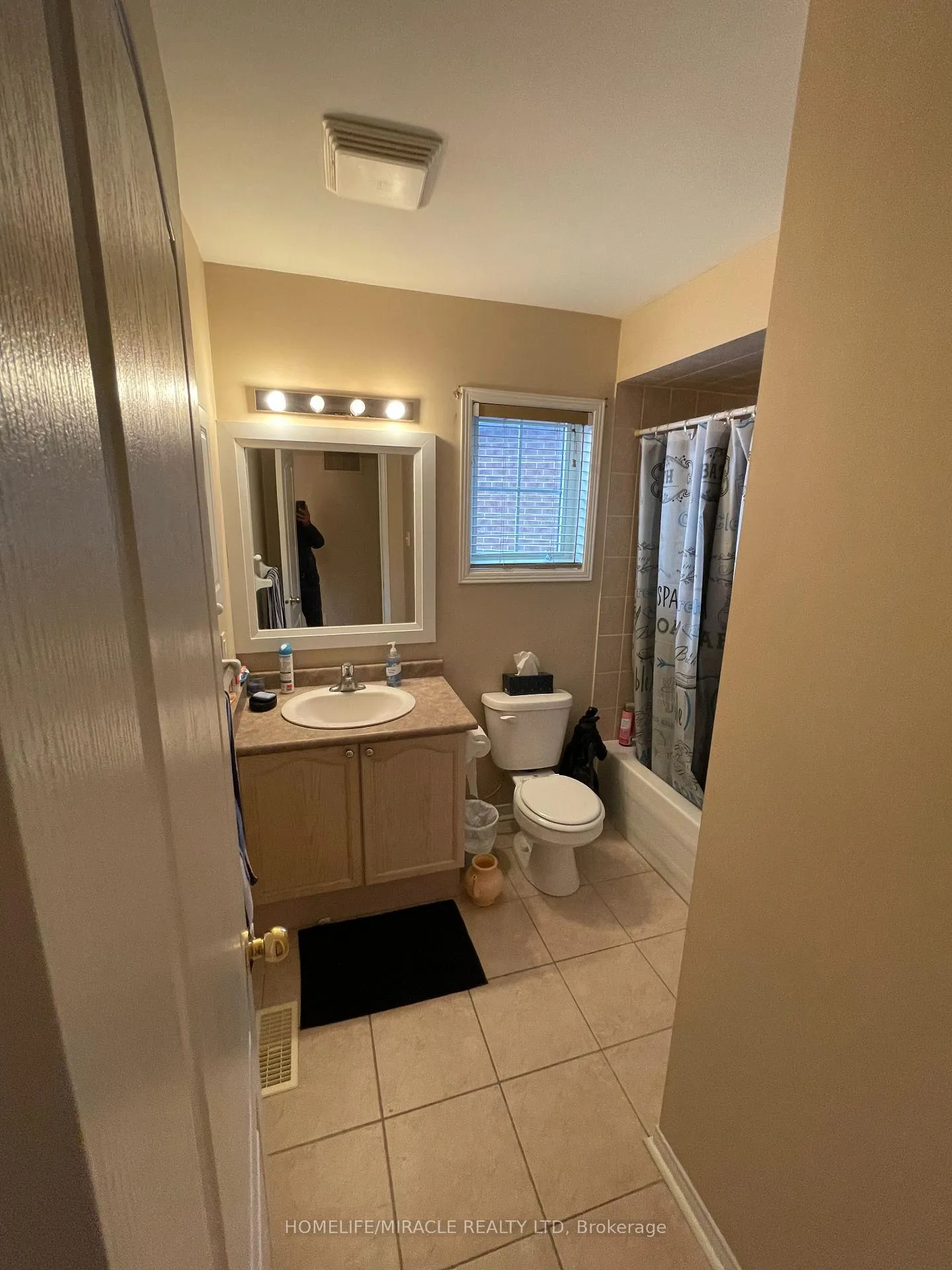 Photo 9 of 26 Penbridge Circle, Brampton, Brampton North — HOMEH