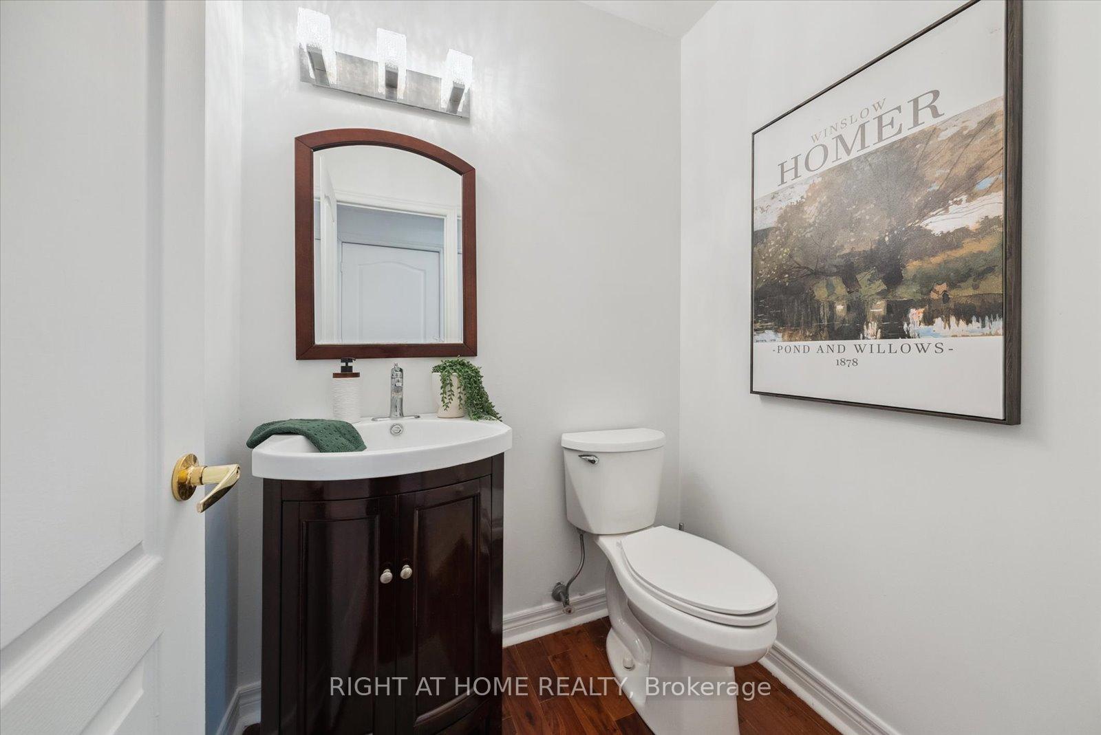 Photo 10 of 89 Watkins Glen Crescent, Aurora, Bayview Wellington — HOMEH