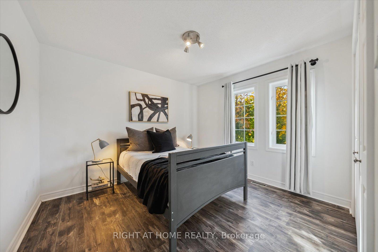 Photo 19 of 89 Watkins Glen Crescent, Aurora, Bayview Wellington — HOMEH