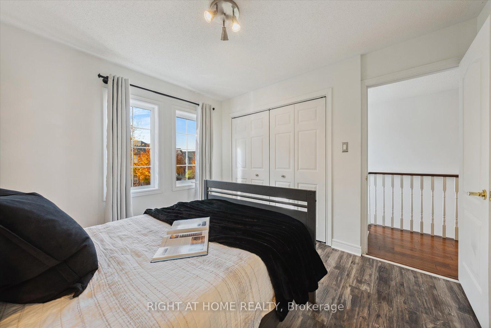 Photo 20 of 89 Watkins Glen Crescent, Aurora, Bayview Wellington — HOMEH