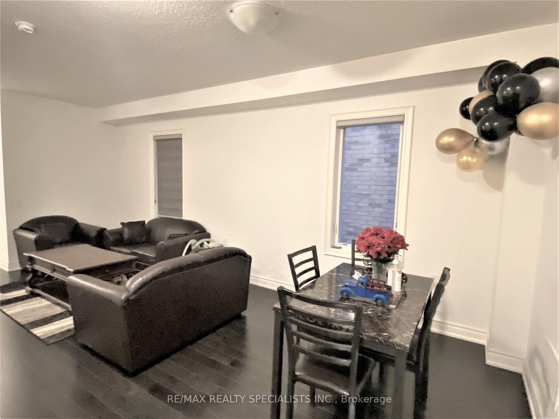 Photo 7 of Unit Upper Level, 52 Deer Ridge Trail, Caledon, Rural Caledon — HOMEH