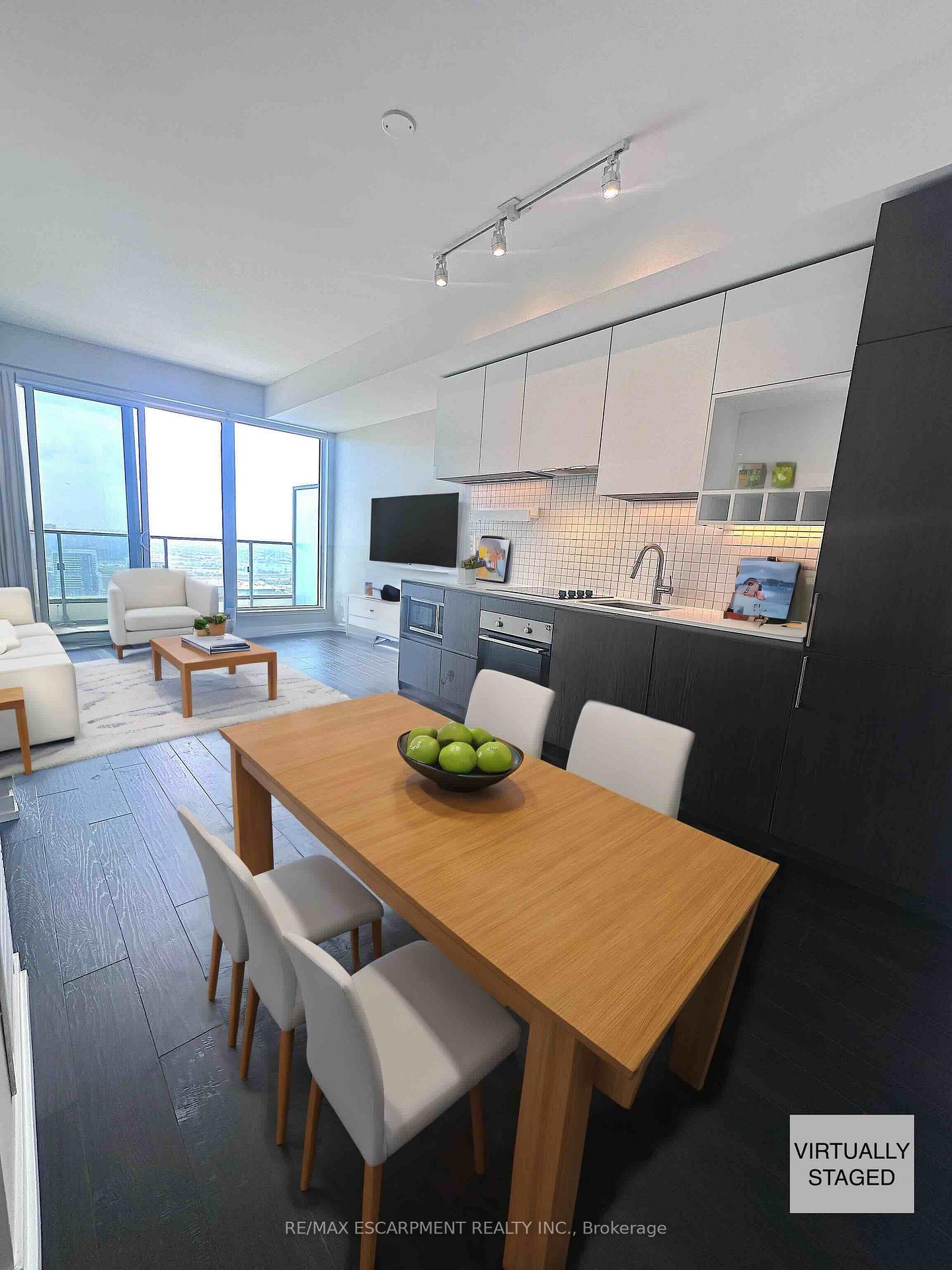 Photo 6 of Unit 3706, 5 Buttermill Avenue, Vaughan, Vaughan Corporate Centre — HOMEH
