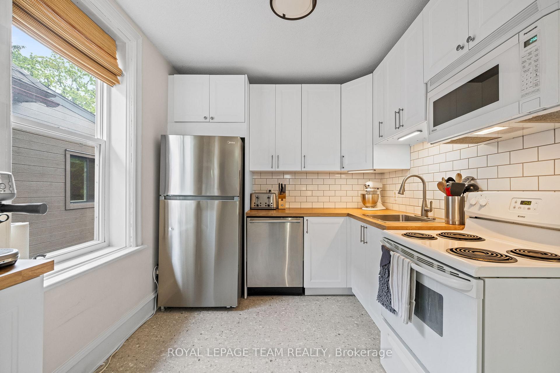 Photo 16 of 26 Third Avenue, Ottawa, Glebe — HOMEH