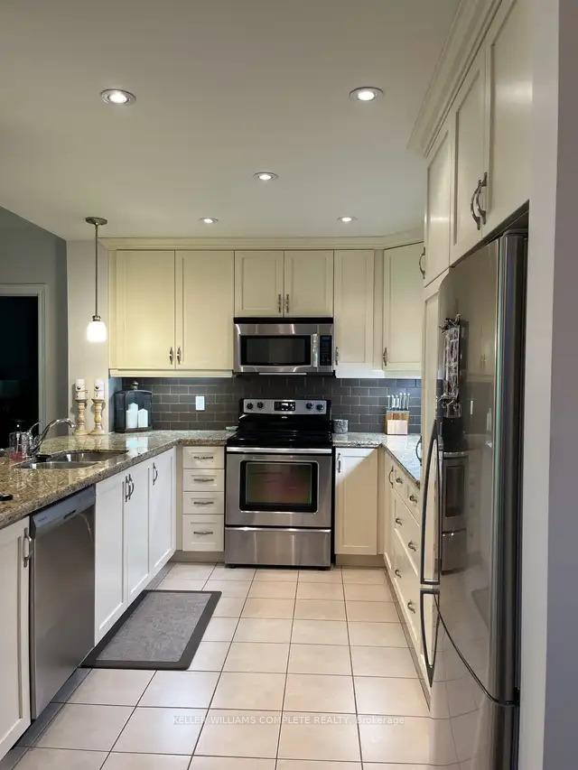 Photo 17 of Unit PH15, 125 Wilson Street W, Hamilton, Ancaster — HOMEH