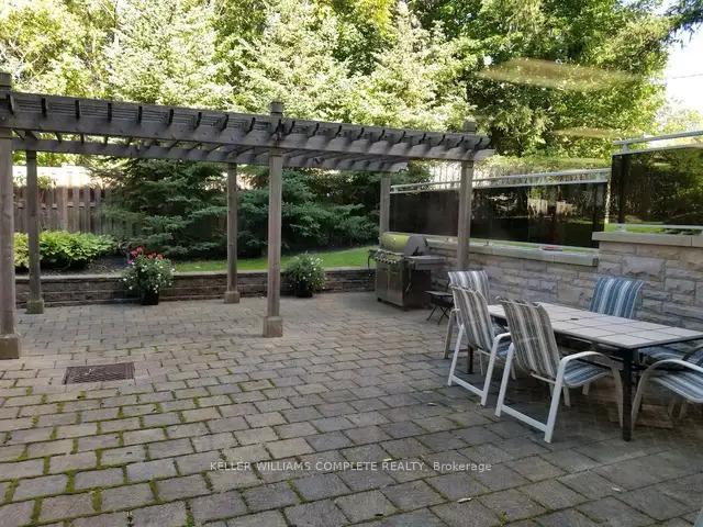 Photo 14 of Unit PH15, 125 Wilson Street W, Hamilton, Ancaster — HOMEH