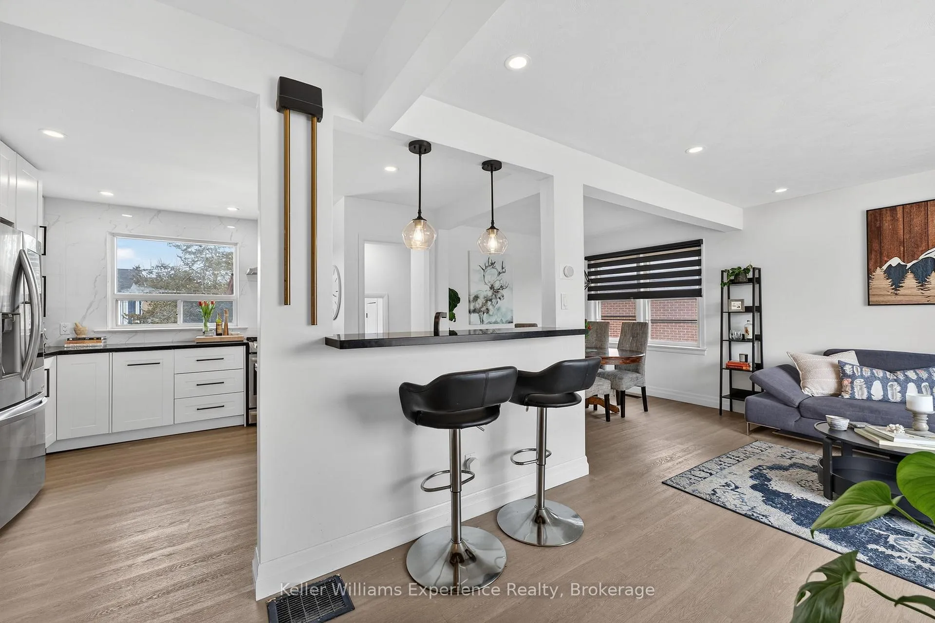 Photo 8 of 106 Nelson Street, Barrie, Codrington — HOMEH