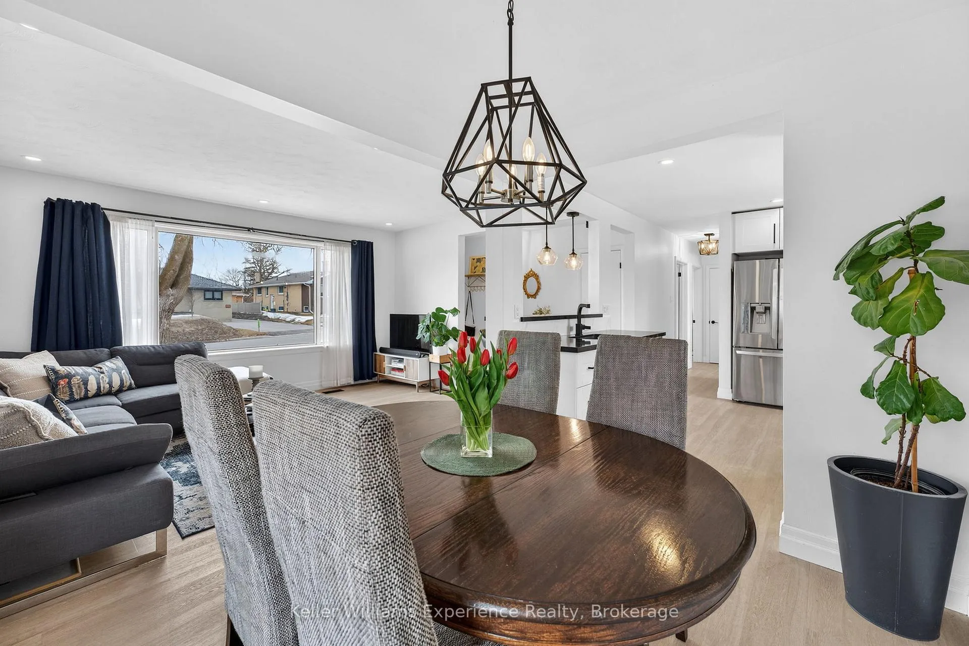 Photo 15 of 106 Nelson Street, Barrie, Codrington — HOMEH