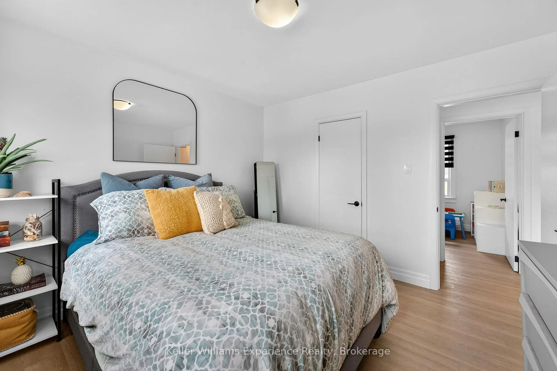 Photo 17 of 106 Nelson Street, Barrie, Codrington — HOMEH