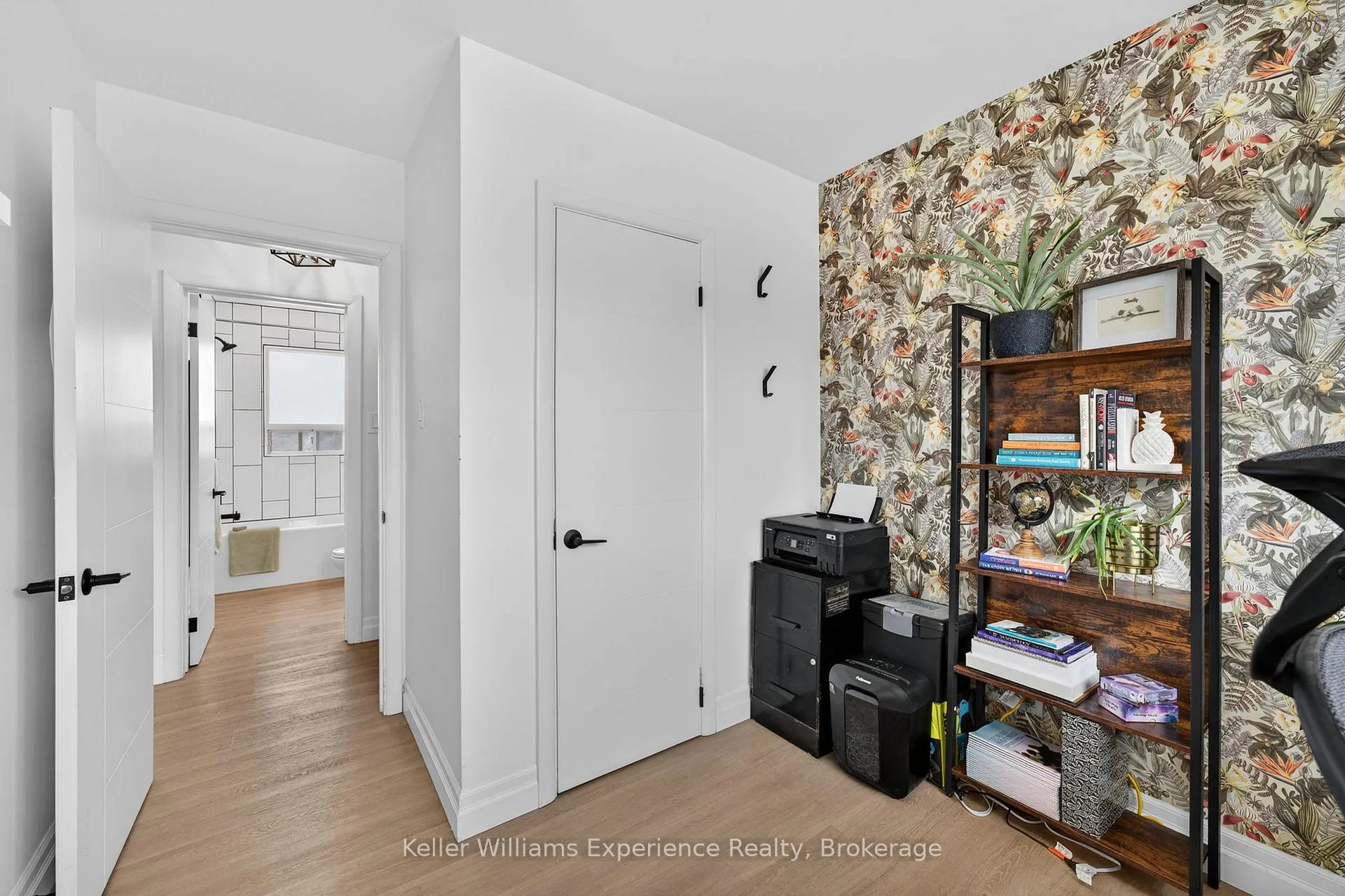 Photo 21 of 106 Nelson Street, Barrie, Codrington — HOMEH