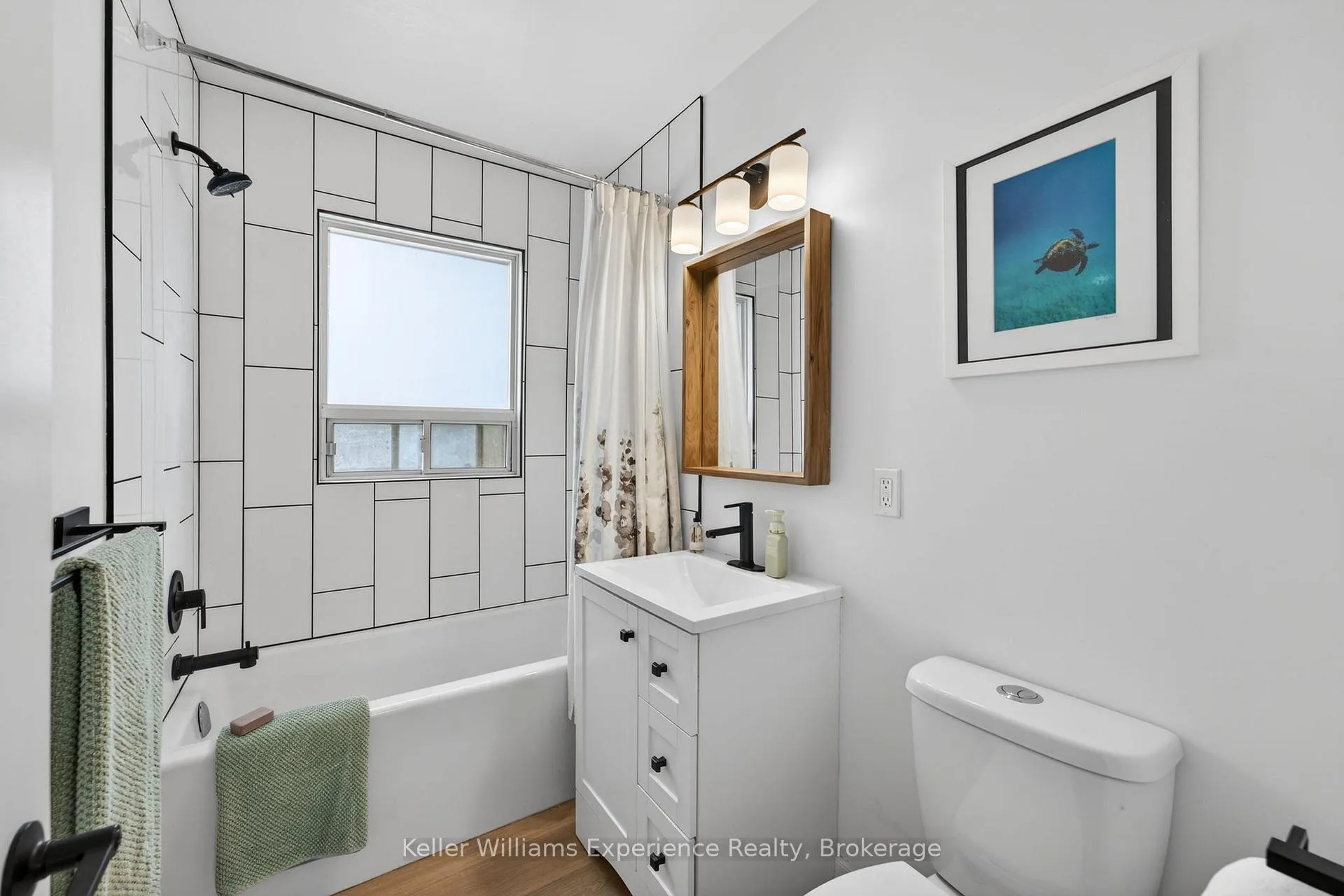 Photo 22 of 106 Nelson Street, Barrie, Codrington — HOMEH