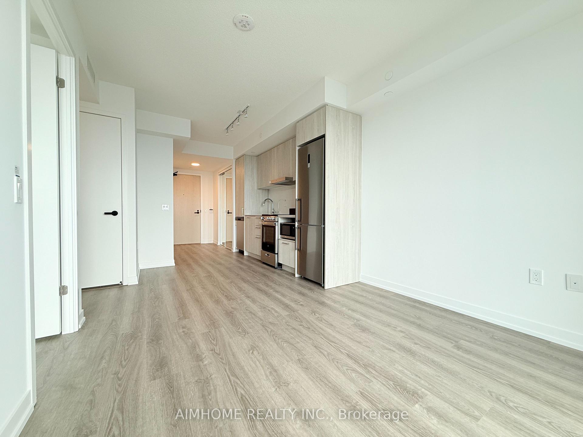 Photo 3 of Unit 3808, 195 Commerce Street, Vaughan, Vaughan Corporate Centre — HOMEH