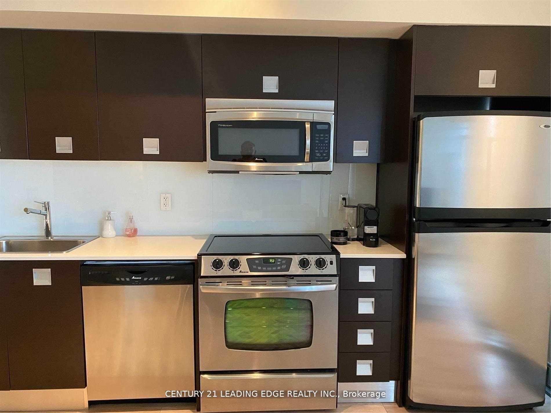 Photo 3 of Unit 3102, 33 Charles Street E, Toronto, Church-Yonge Corridor — HOMEH