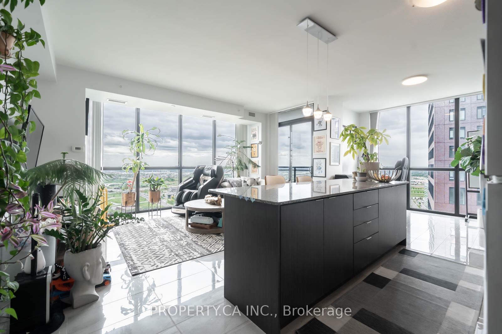 Photo 2 of Unit 3403, 2910 Highway 7 Road, Vaughan, Concord — HOMEH